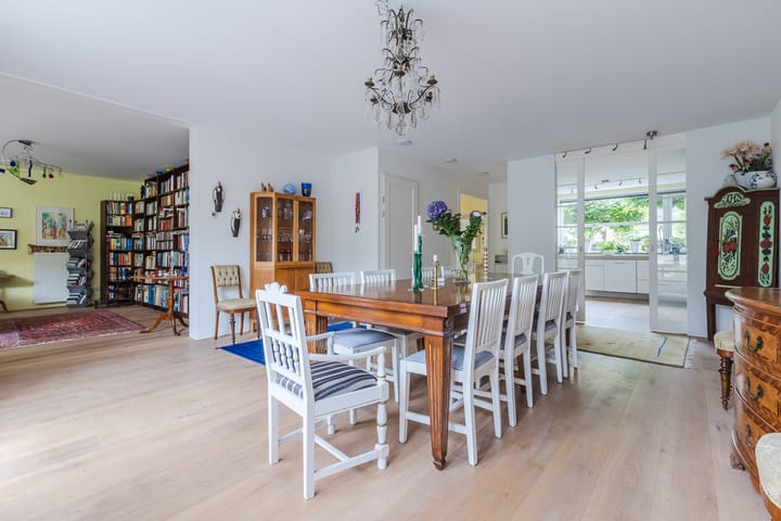 Photo 15 of Willem Hedastraat 16