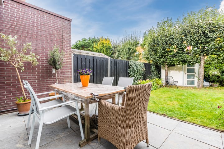 Photo 36 of Willem Hedastraat 16