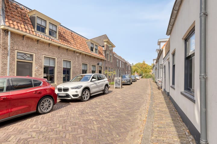 Foto 31 van Broeckerstraat 10