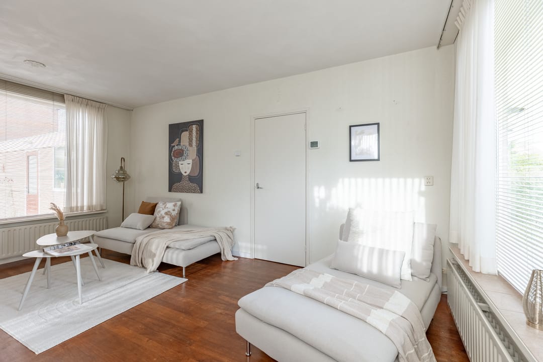 Photo 8 of Bernhardstraat 23