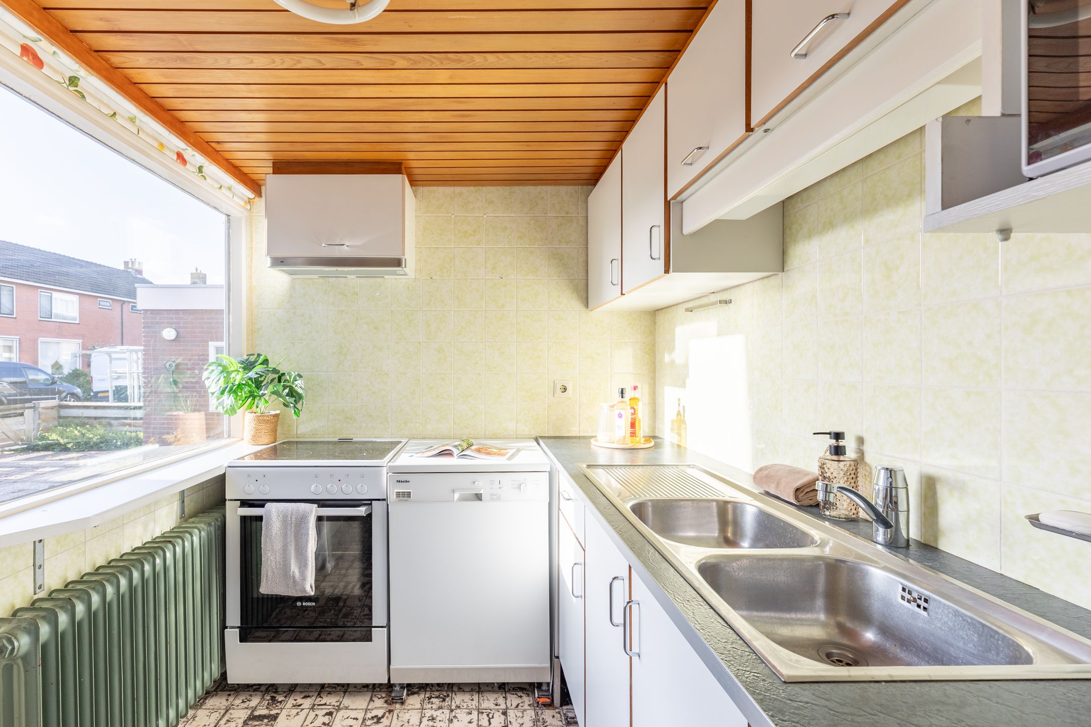 Photo 18 of Bernhardstraat 23