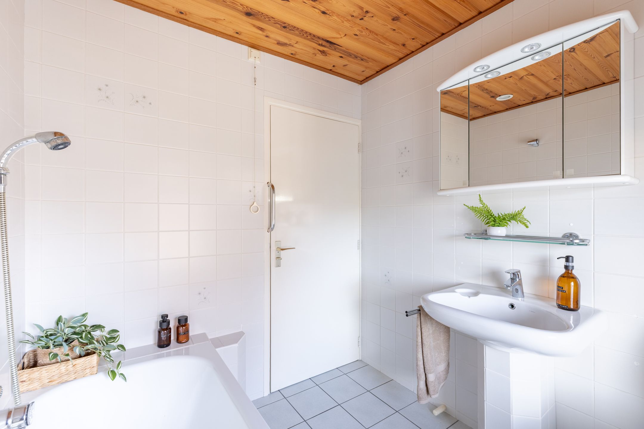 Photo 36 of Bernhardstraat 23