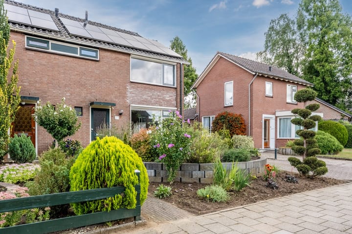 Foto 30 van Beeklaan 13