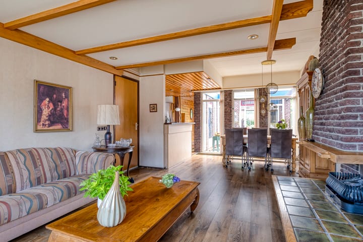 Photo 2 of Leeksterweg 18