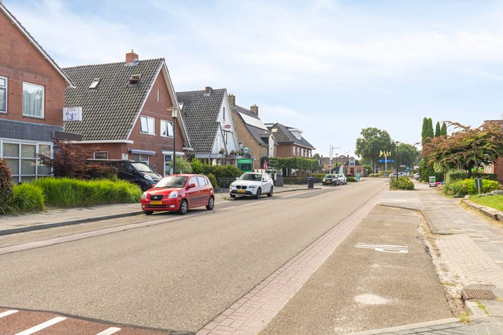 Photo 52 of Leeksterweg 18