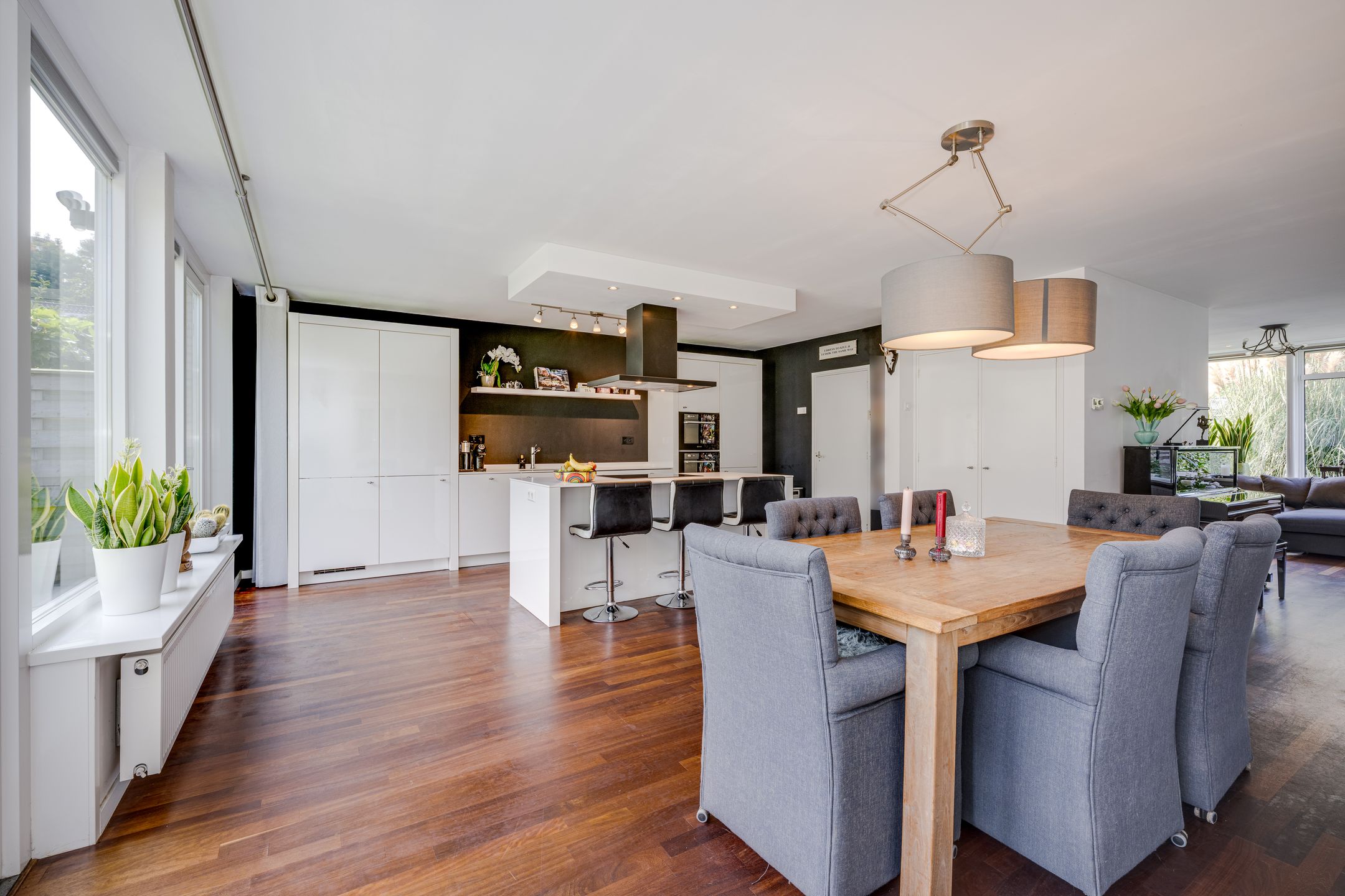 Foto 24 van Sweelinckhof 8