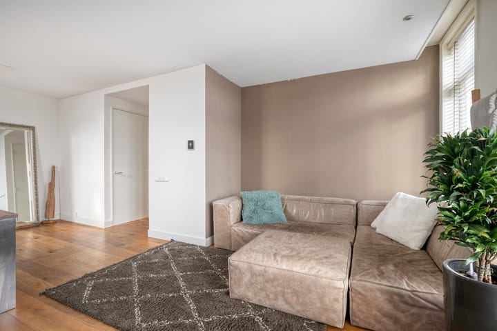 Photo 11 of Breedstraat 12-C