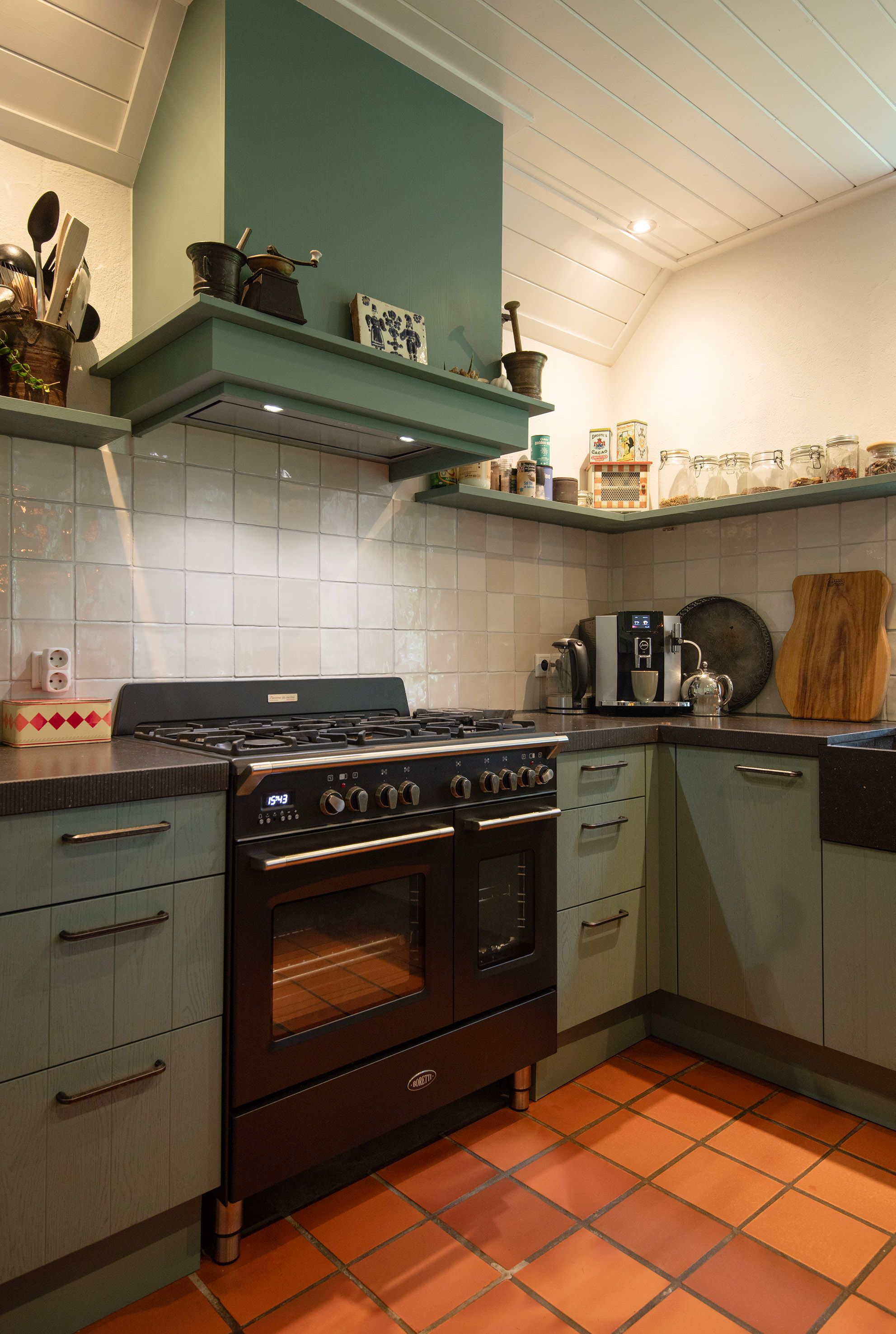 Foto 9 van Donkervoorterweg 12