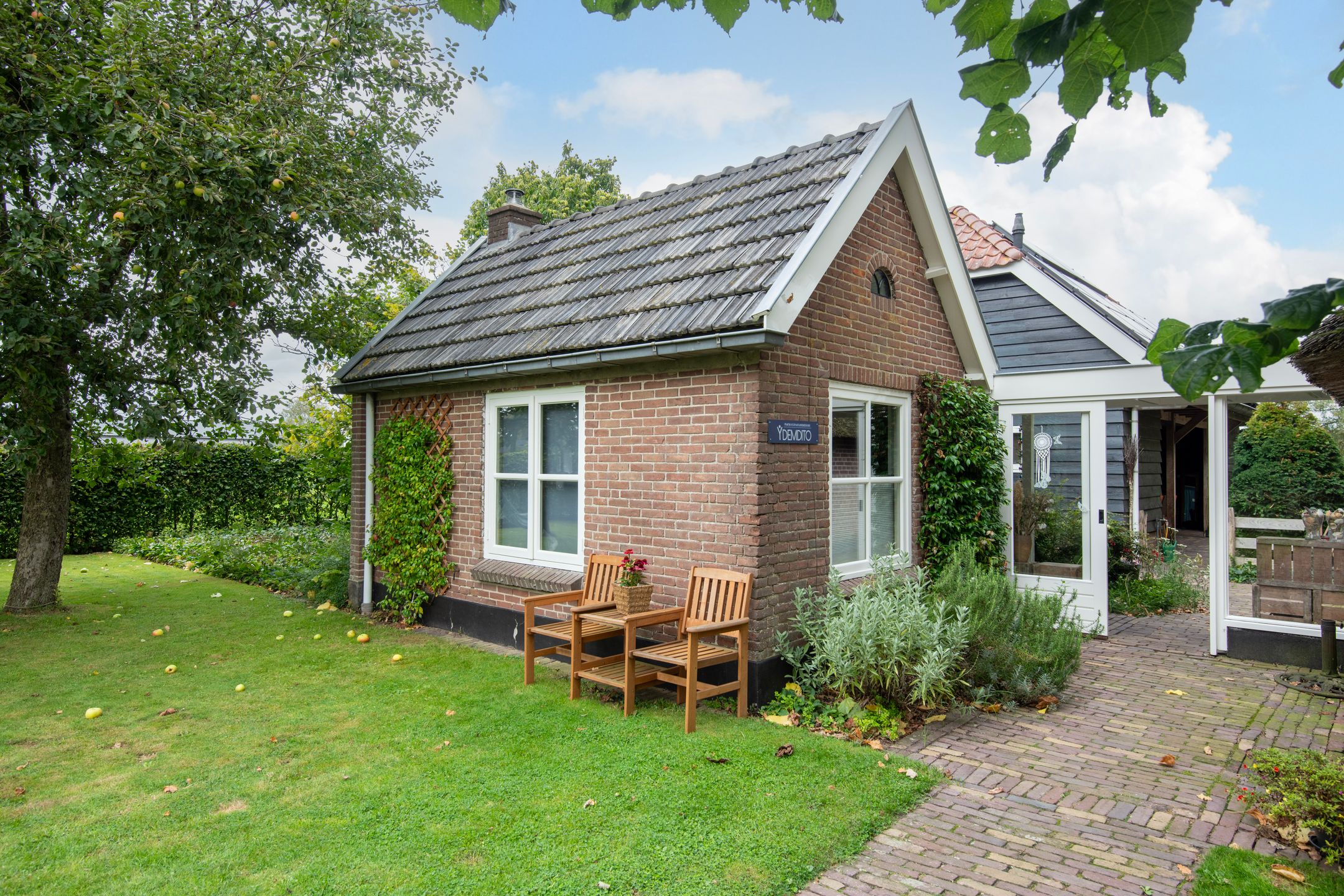 Foto 27 van Donkervoorterweg 12