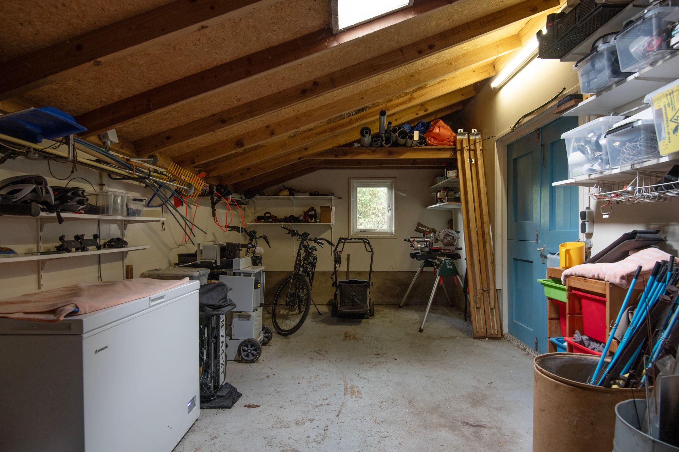 Foto 48 van Donkervoorterweg 12