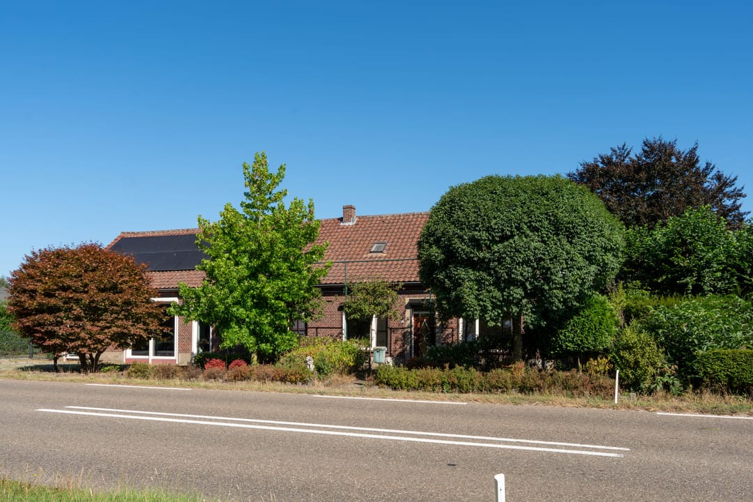 Photo 1 of Deckersstraat 12