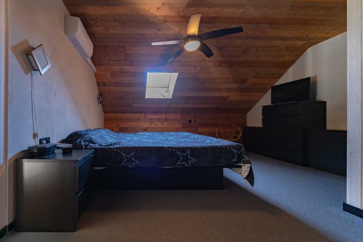 Foto 8 van Deckersstraat 12