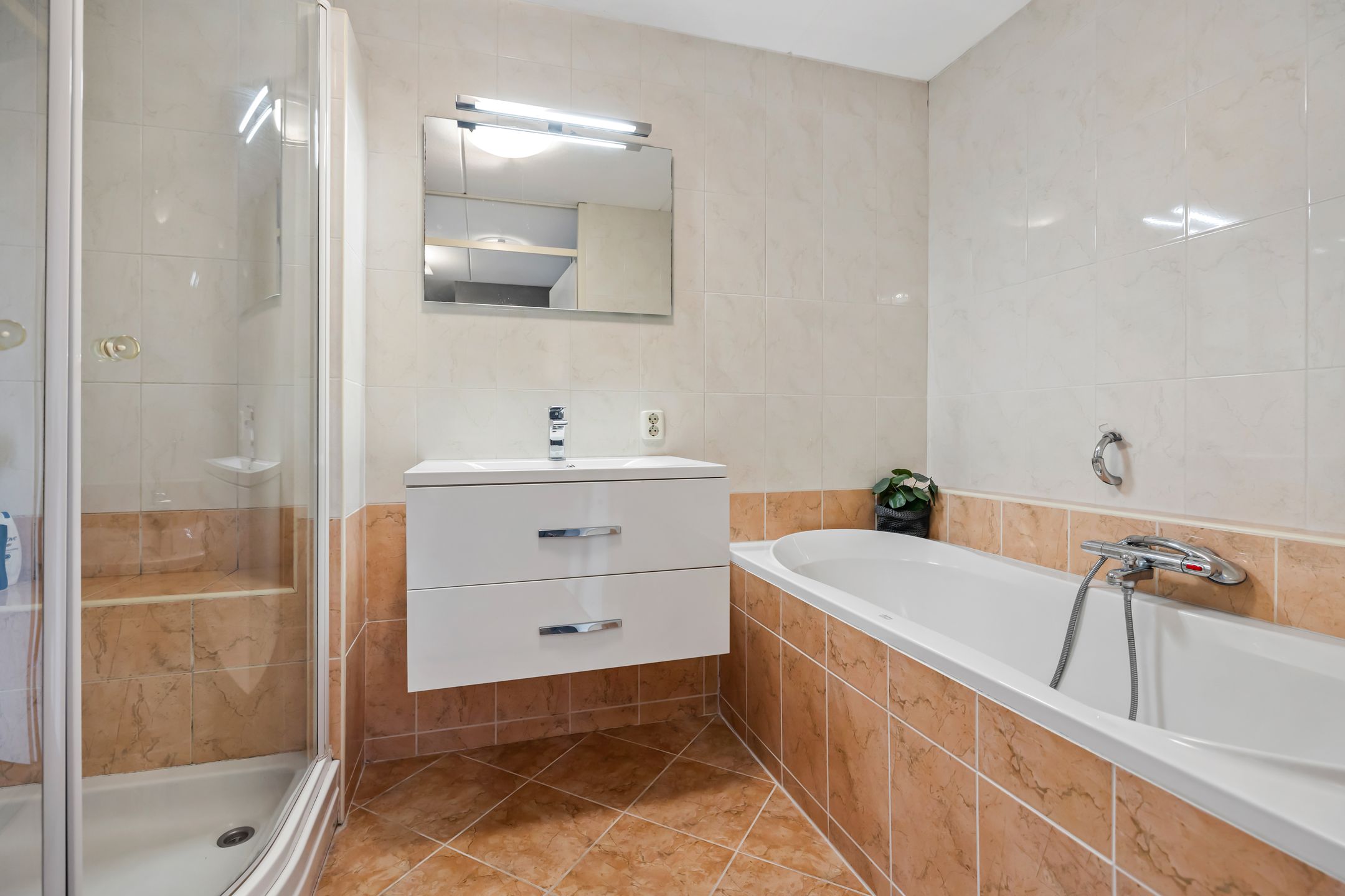 Foto 15 van Mettingenlaan 50