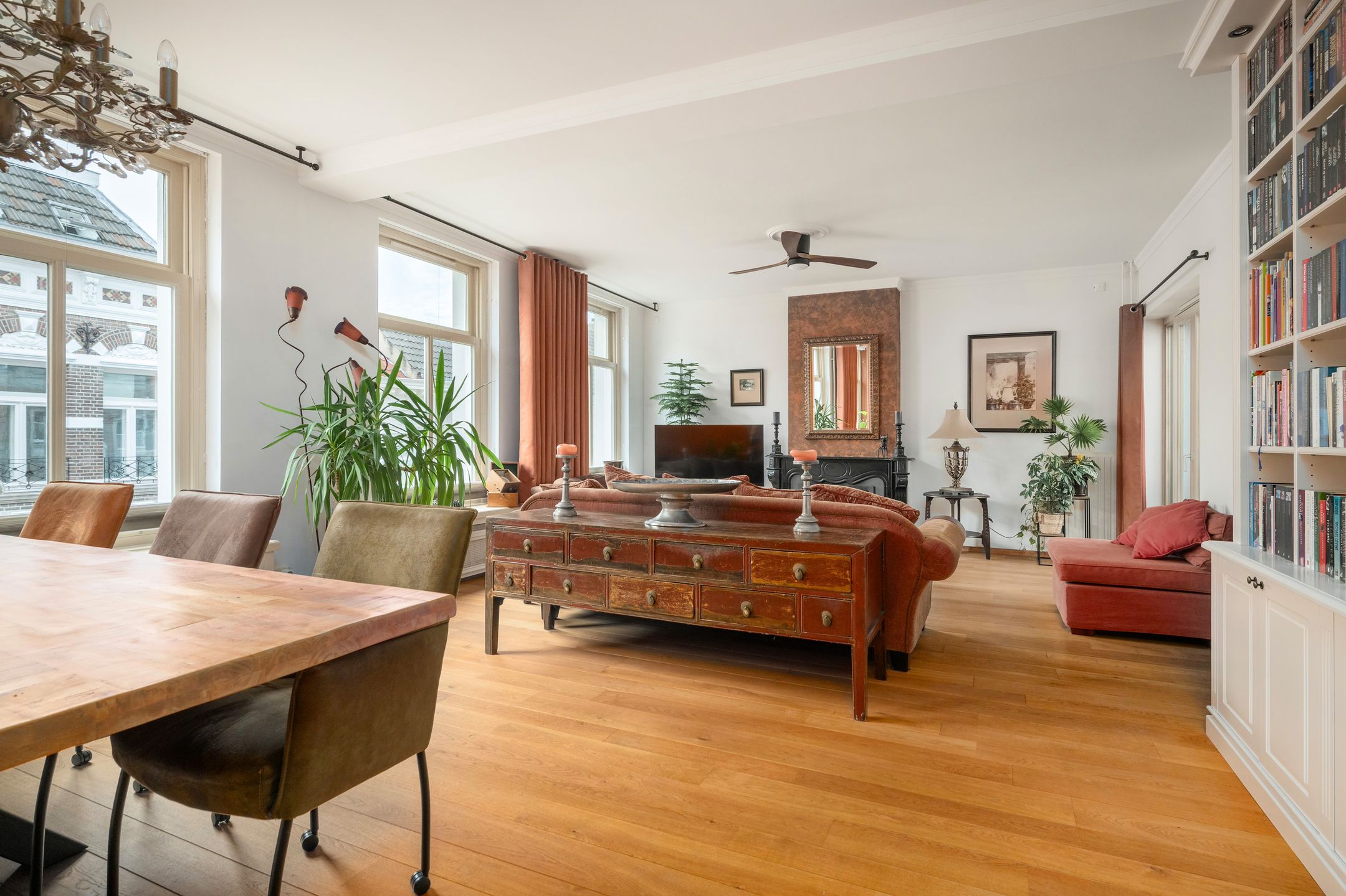 Photo 15 of Veemarktstraat 25-B