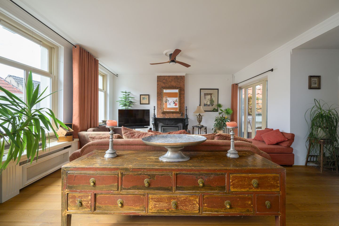 Photo 19 of Veemarktstraat 25-B