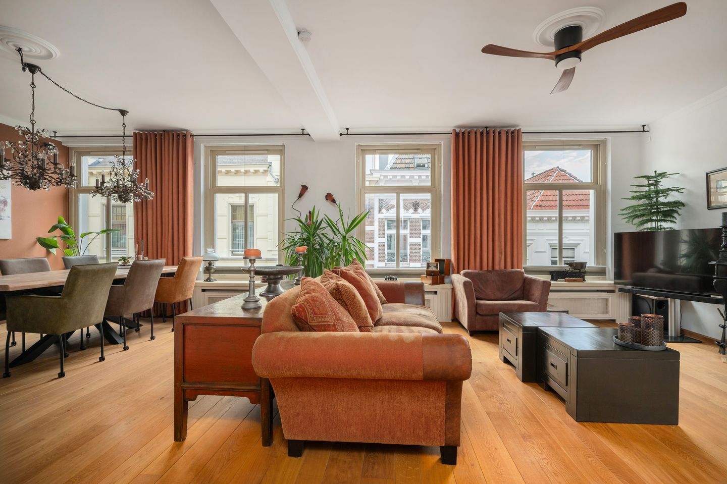 Photo 20 of Veemarktstraat 25-B