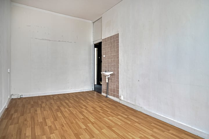 Photo 24 of Poelgeeststraat 6