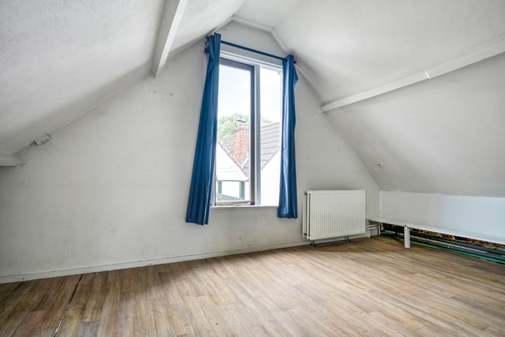 Photo 35 of Poelgeeststraat 6