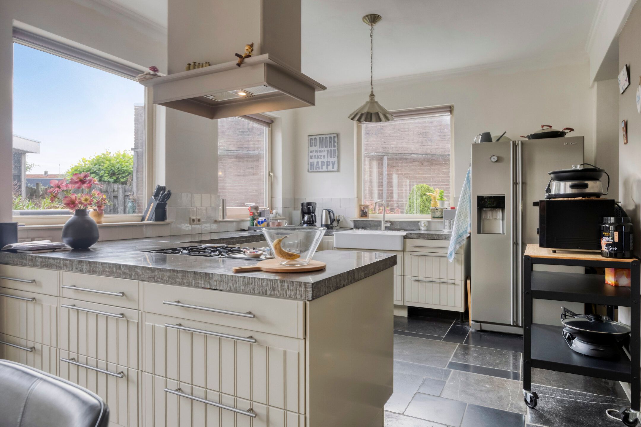 Foto 3 van Warmondplein 1