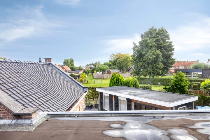 Foto 38 van Warmondplein 1