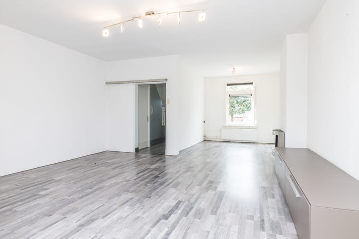 Foto 4 van Roemer Visscherstraat 3