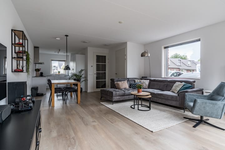 Foto 13 van Dissel 25