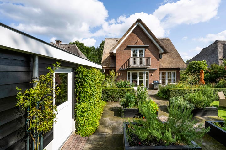 Photo 49 of Rueterlaan 4