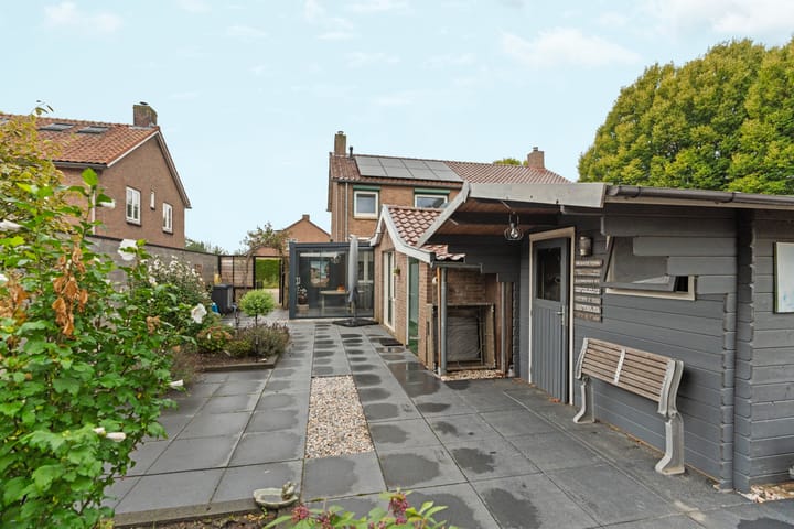 Foto 31 van Hofsteestraat 18