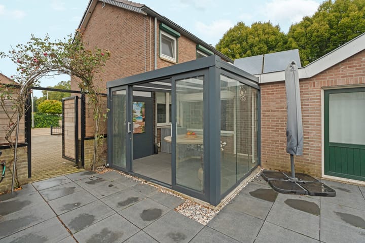 Foto 32 van Hofsteestraat 18