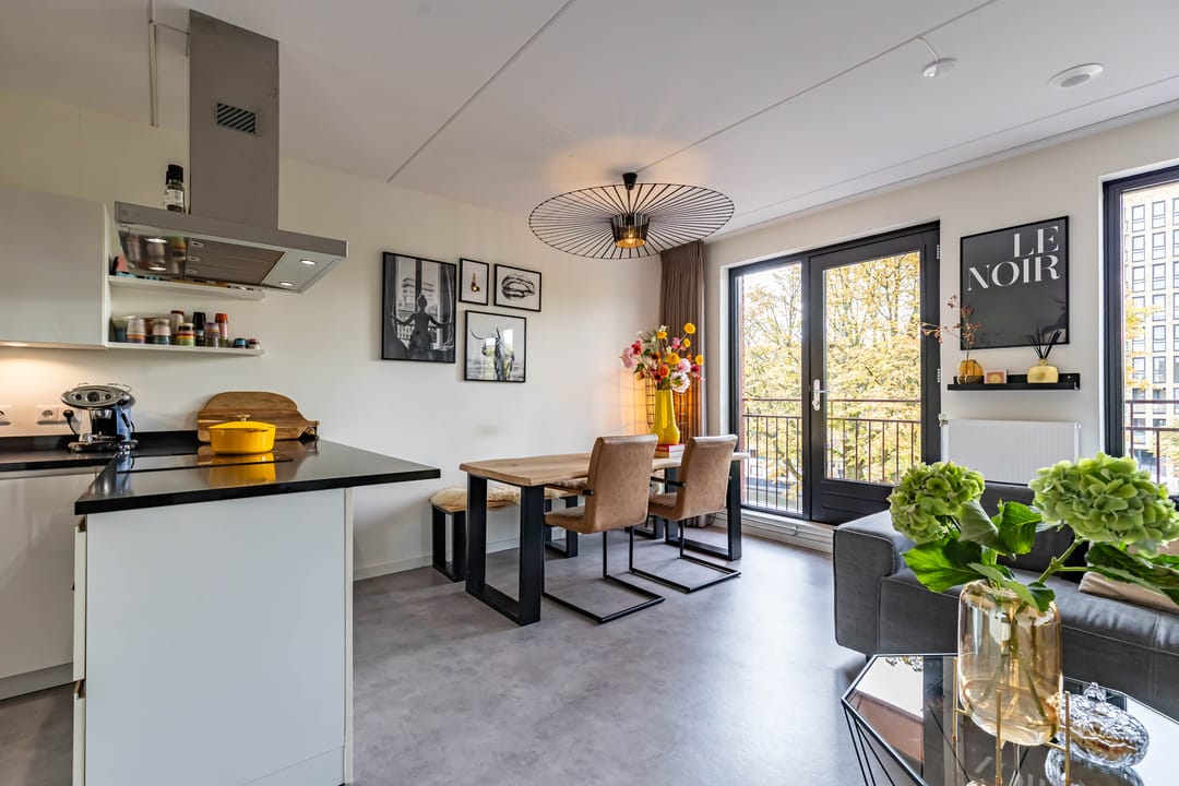 Photo 8 of Oosterhamrikkade 102-E