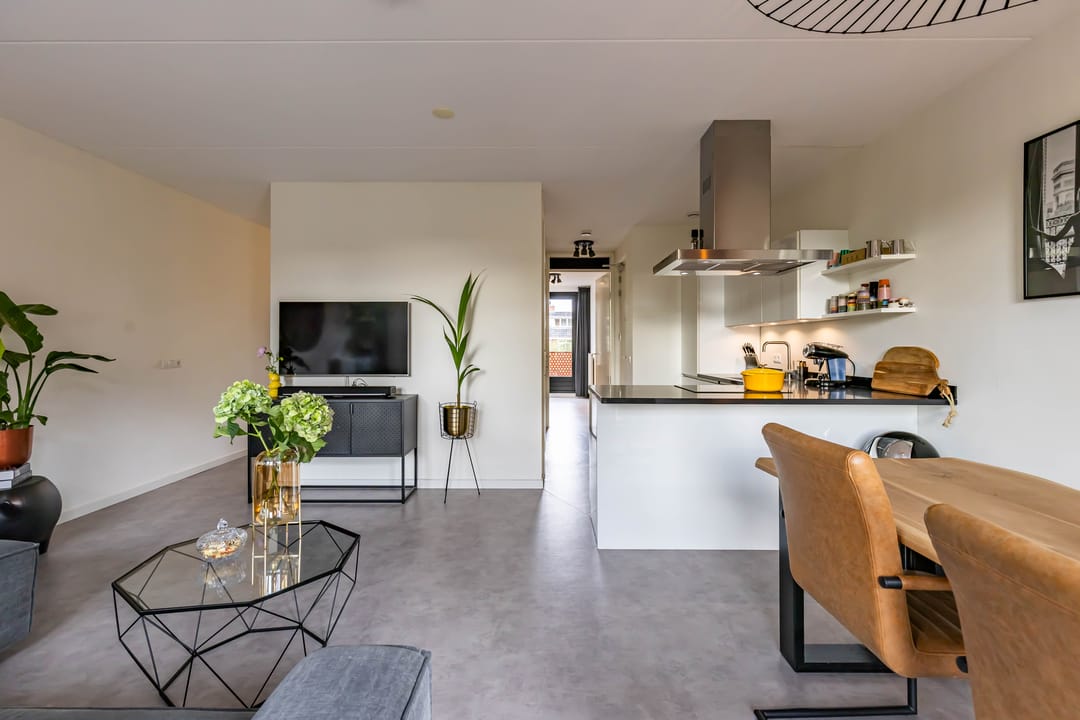 Photo 11 of Oosterhamrikkade 102-E