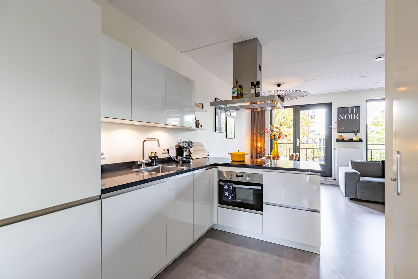 Photo 14 of Oosterhamrikkade 102-E