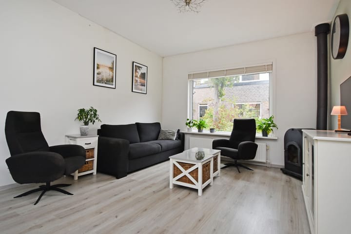 Photo 3 of Zuiderstraat 8