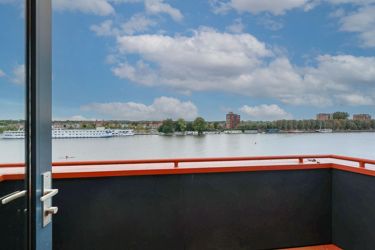 View photo 3 of Tingietersweg 135