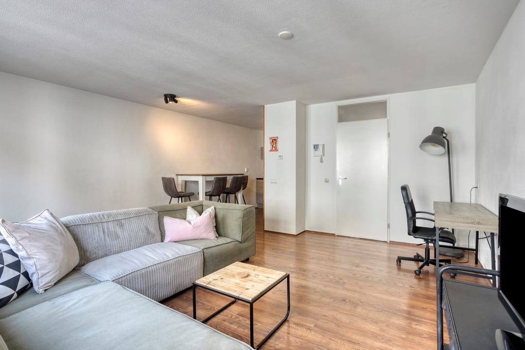 Photo 7 of Wycker Grachtstraat 1-A17