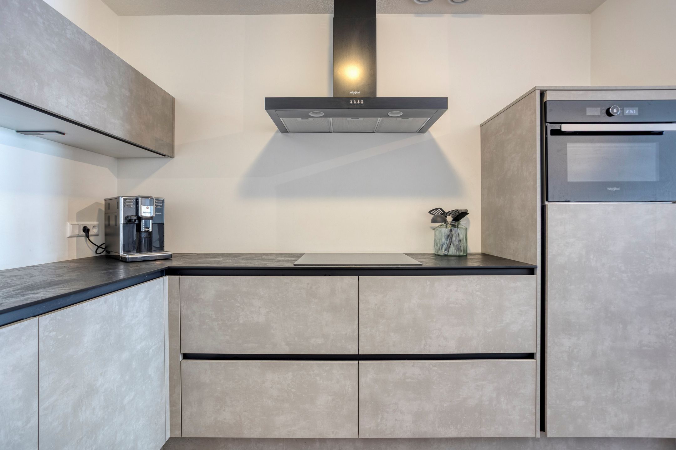 Photo 9 of Wycker Grachtstraat 1-A17