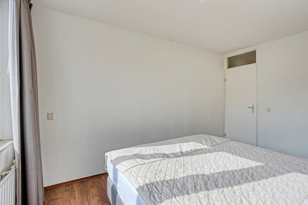 Photo 11 of Wycker Grachtstraat 1-A17