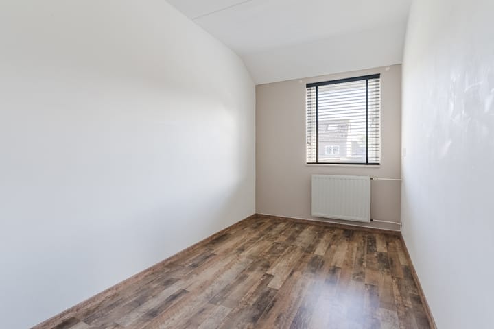 Foto 8 van Klaproosstraat 2