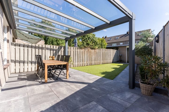 Foto 11 van Klaproosstraat 2