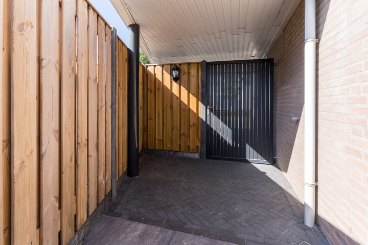 Foto 44 van Klaproosstraat 2