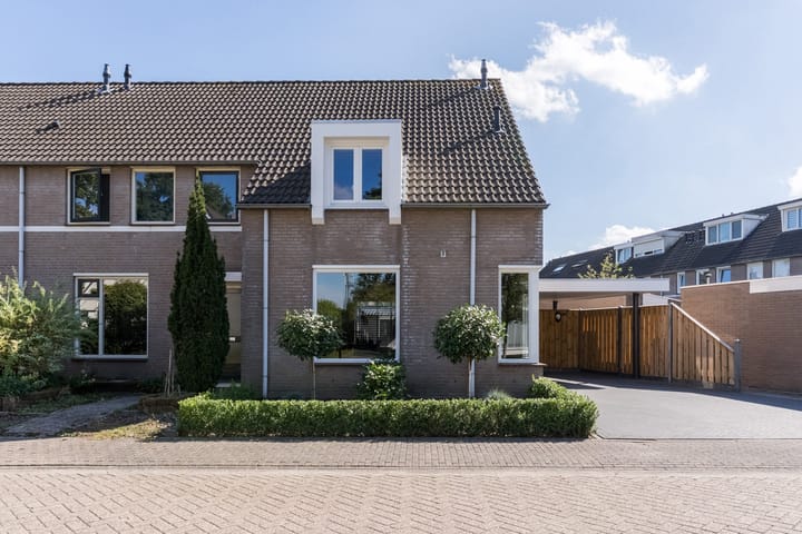 Foto 52 van Klaproosstraat 2