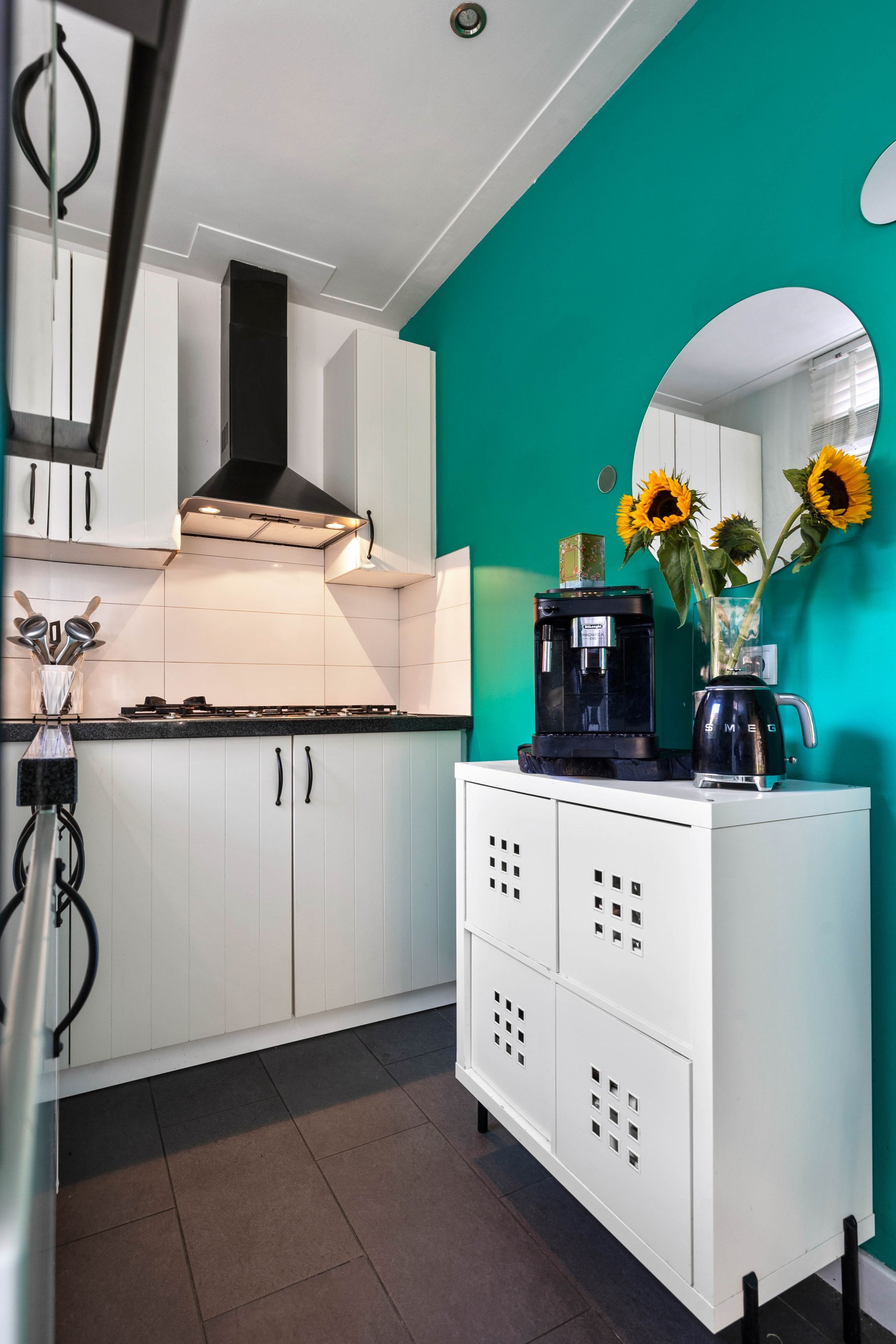 Photo 12 of Trompstraat 172