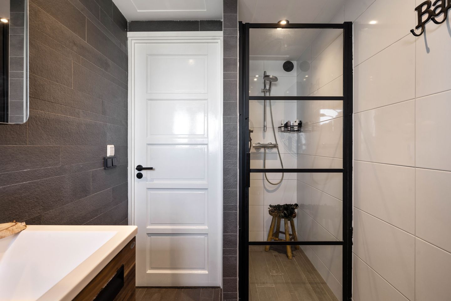 Photo 19 of Trompstraat 172