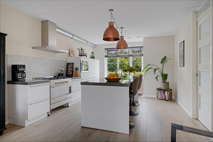 Photo 2 of Titelroas 42-A