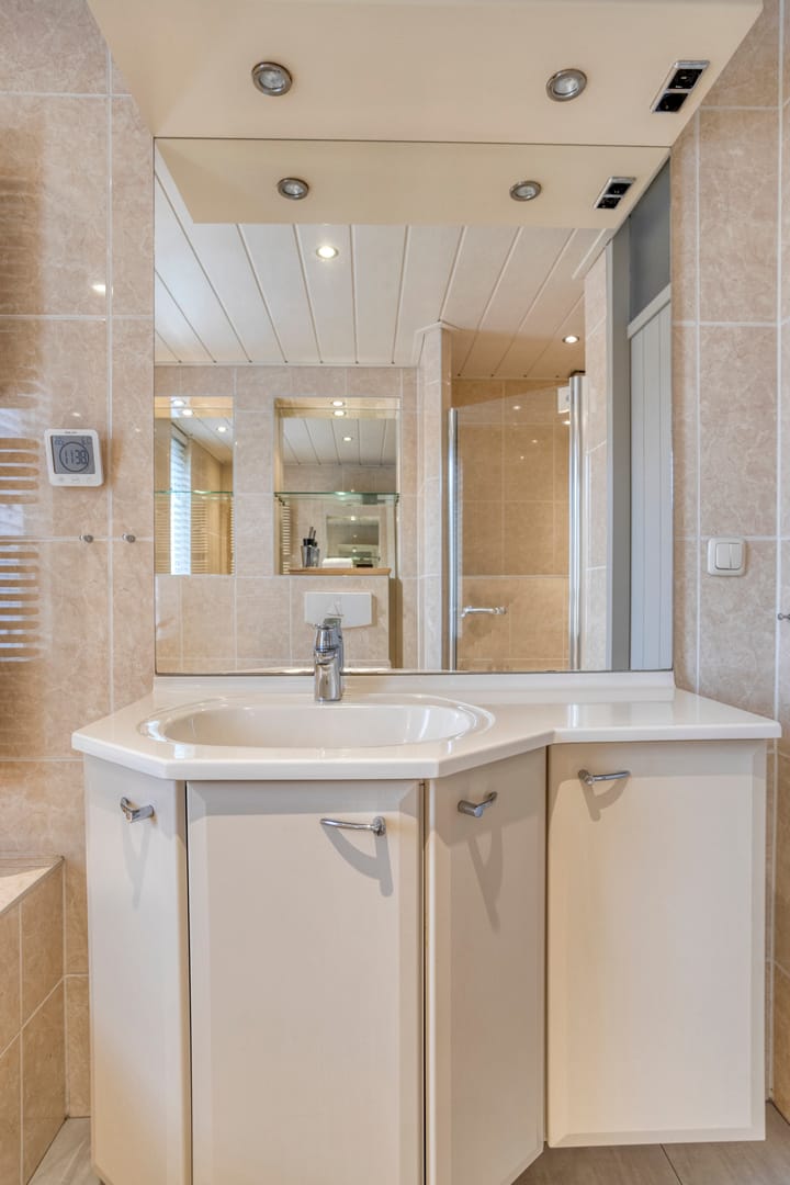 Photo 26 of Cloete 48