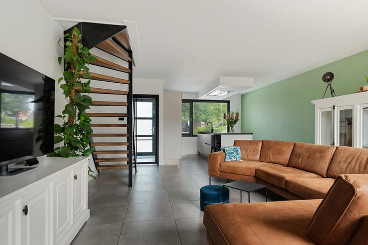 Photo 4 of Melchiorstraat 46