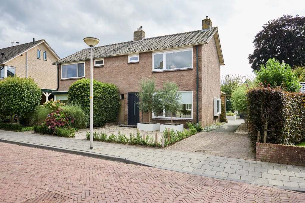 Foto 44 van Waardenborchstraat 1