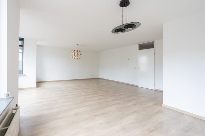 Foto 10 van Naarderstraat 24-A