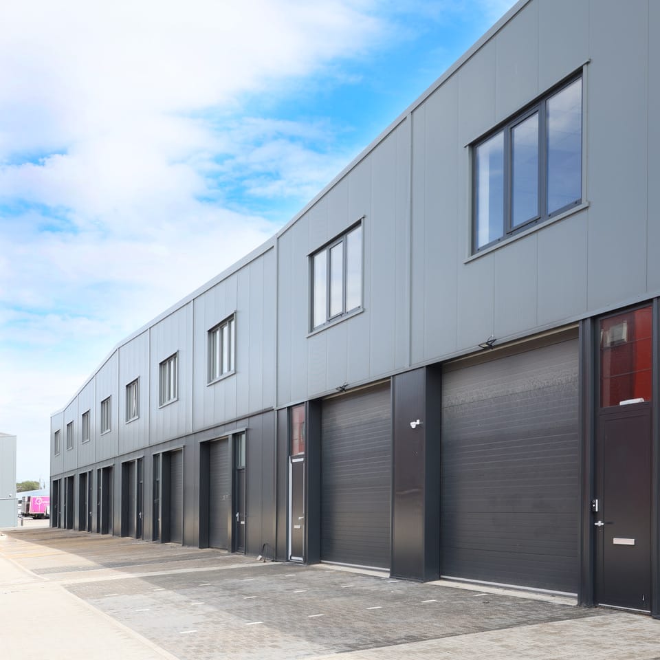 Bekijk foto 1 van Van der Waalsstraat 44-J