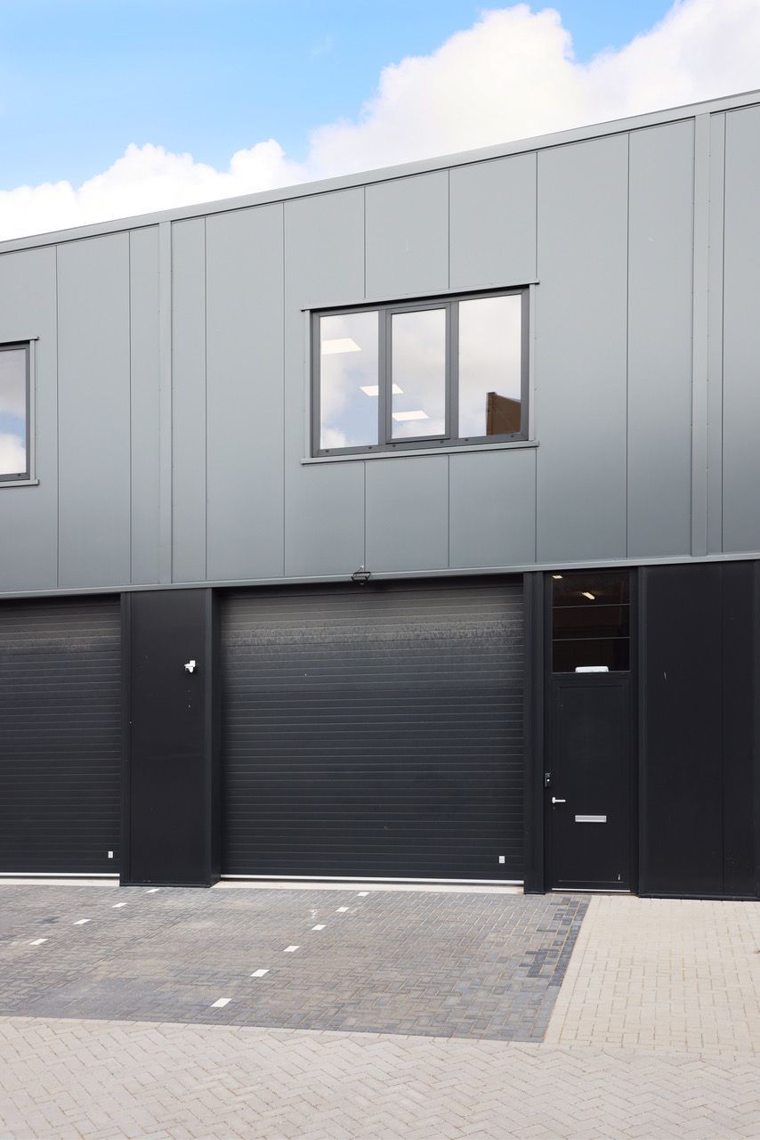 Bekijk foto 2 van Van der Waalsstraat 44-J